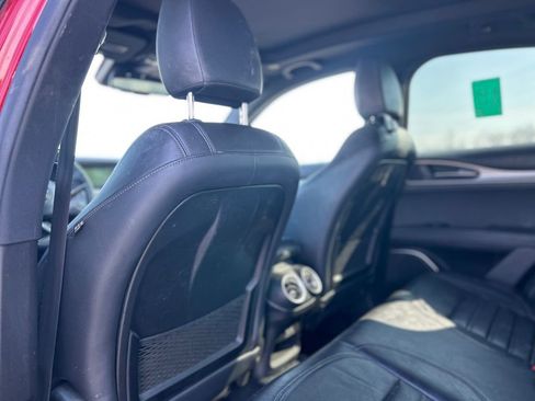 Used 2018 Alfa Romeo Stelvio Ti Sport image 18