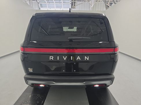 Used 2024 Rivian R1S Adventure AWD/4WD image 4