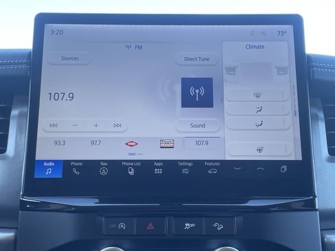 Used 2024 Ford Expedition XLT image 25