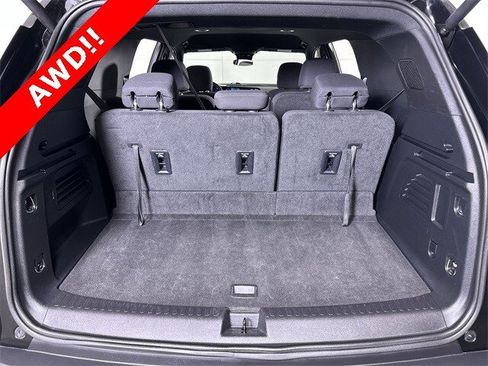 Used 2024 Chevrolet Traverse LT image 27