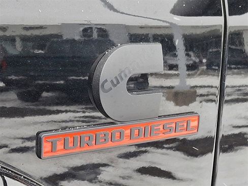 Used 2022 RAM 2500 Big Horn w/ Level C Equiment Group image 31