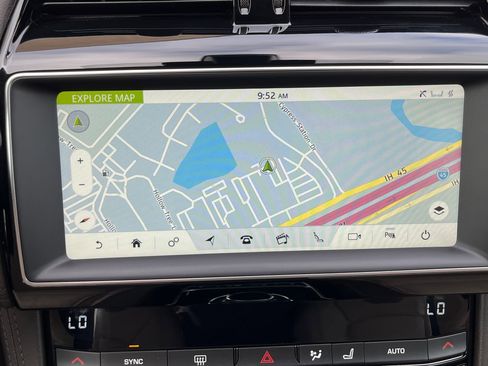 Used 2020 Jaguar F-PACE Prestige image 30