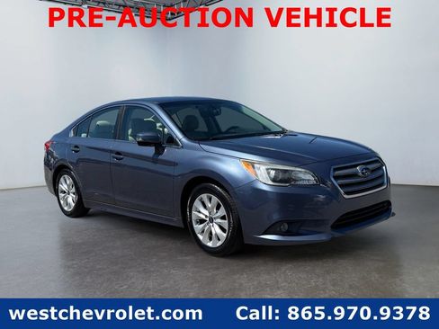 Used 2017 Subaru Legacy 2.5i Premium AWD/4WD image 1