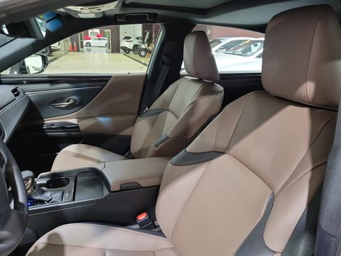 Used 2023 Lexus ES 350 image 10