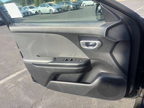Used 2025 Kia K4 FWD image 18