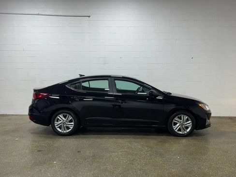 Used 2020 Hyundai Elantra SEL FWD image 2