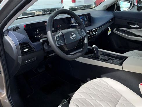 New 2026 Nissan Sentra SL FWD image 8