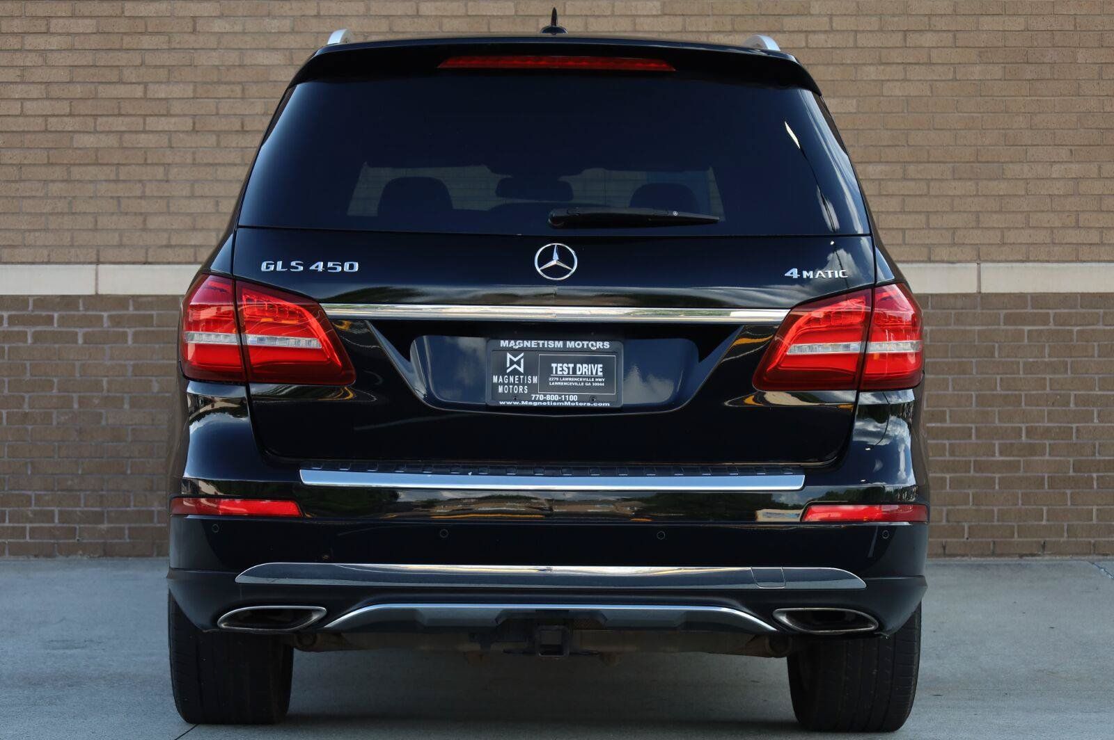 Used 2017 Mercedes-Benz GLS 450 4MATIC image 10
