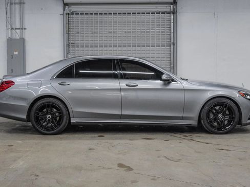 Used 2014 Mercedes-Benz S 550 Sedan image 8