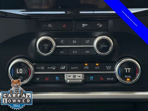 Used 2024 Ford Expedition Max XLT image 18