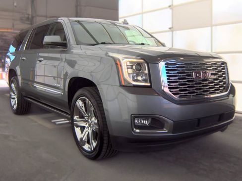 Used 2019 GMC Yukon XL Denali w/ Open Road Package RWD image 2