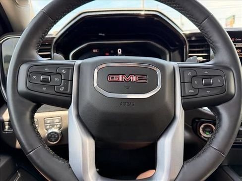 Used 2024 GMC Sierra 1500 SLT w/ SLT Premium Plus Package AWD/4WD image 22