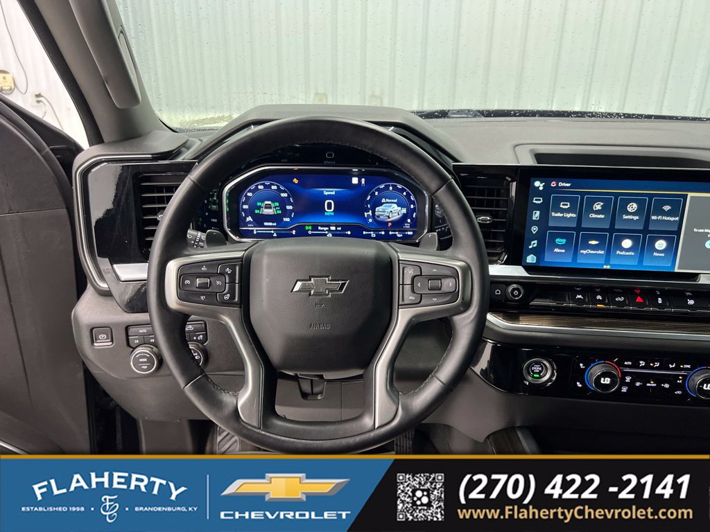 Used 2022 Chevrolet Silverado 1500 RST AWD/4WD image 25