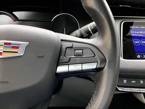 Used 2021 Cadillac XT4 Luxury image 46