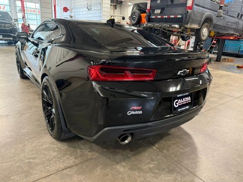 Used 2016 Chevrolet Camaro LT RWD image 17