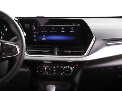 Used 2024 Chevrolet Trax LT w/ Driver Confidence Package image 14