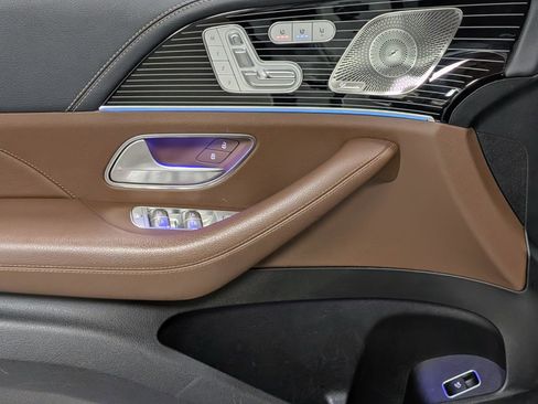 Used 2024 Mercedes-Benz GLS 450 4MATIC w/ Pinnacle Trim Package image 14