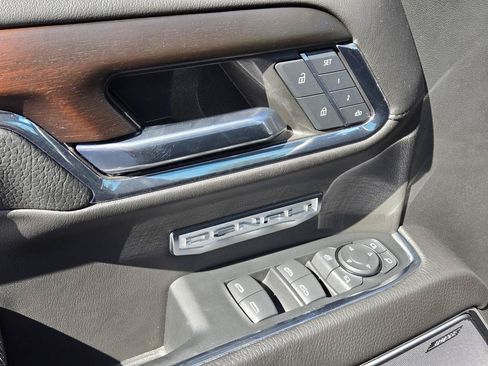 Used 2024 GMC Sierra 1500 Denali AWD/4WD image 14