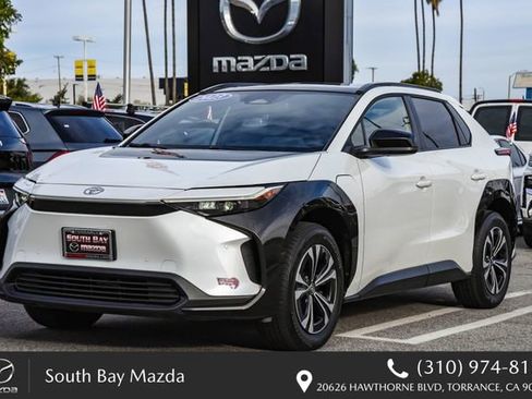 Used 2023 Toyota bZ4X XLE w/ Weather Package image 3