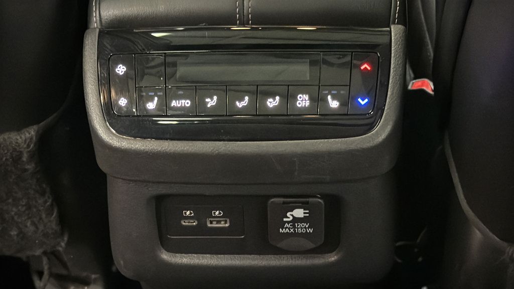 Used 2024 INFINITI QX60 Sensory w/ Vision Package AWD/4WD image 38