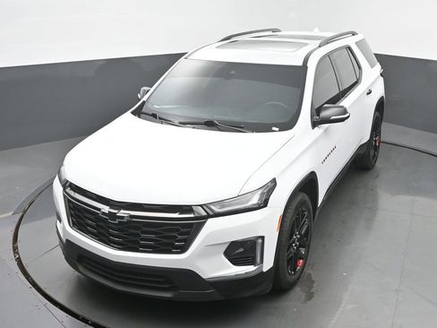 Used 2023 Chevrolet Traverse Premier w/ Redline Edition image 40