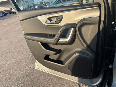 Used 2025 Chevrolet Blazer LT image 20