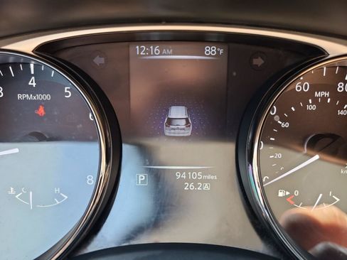Used 2016 Nissan Rogue S FWD image 13
