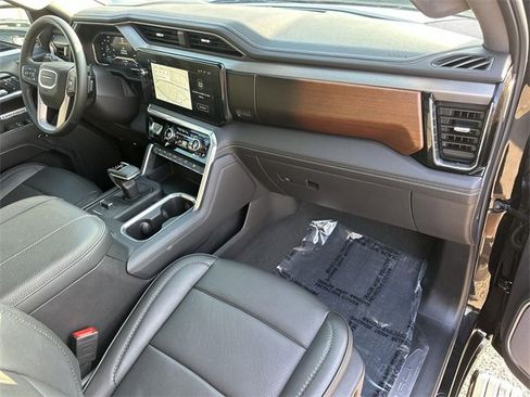 Used 2024 GMC Sierra 1500 Denali w/ Denali Reserve Package image 29