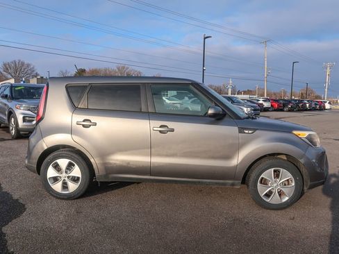 Used 2014 Kia Soul image 9
