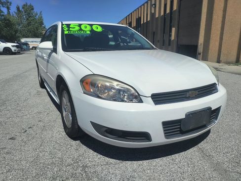 Used 2011 Chevrolet Impala LT FWD image 1