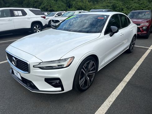 Used 2019 Volvo S60 T6 R-Design AWD/4WD image 1