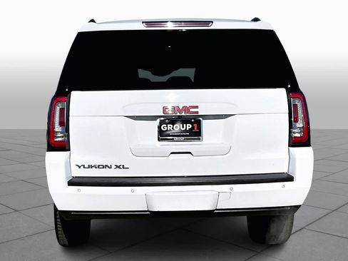 Used 2019 GMC Yukon XL SLT w/ Open Road Package image 4
