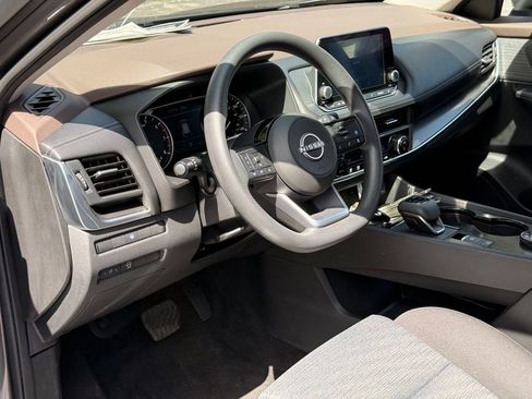 Certified 2023 Nissan Rogue SV AWD/4WD image 13