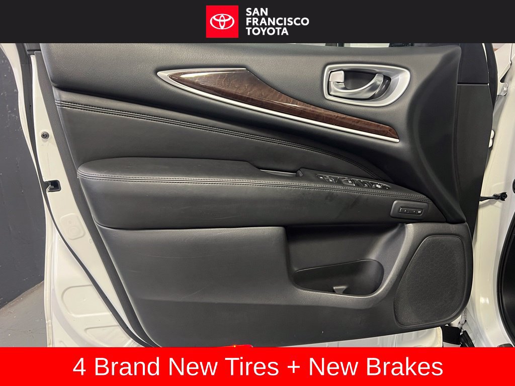 Used 2015 INFINITI QX60 Luxe w/ Deluxe Touring Package AWD/4WD image 40