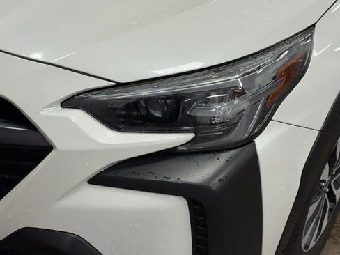 Used 2023 Subaru Outback Touring XT image 2