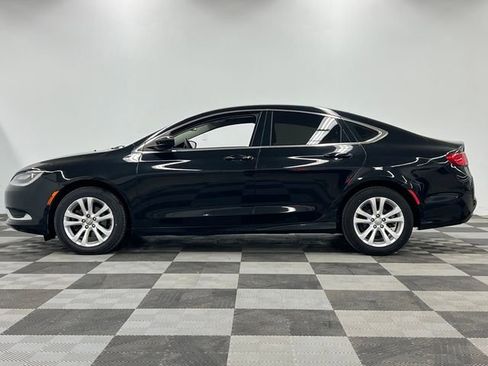 Used 2015 Chrysler 200 Limited FWD image 4
