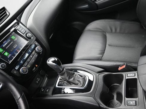Used 2022 Nissan Rogue Sport SL AWD/4WD image 18