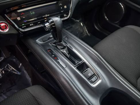 Used 2021 Honda HR-V EX image 19