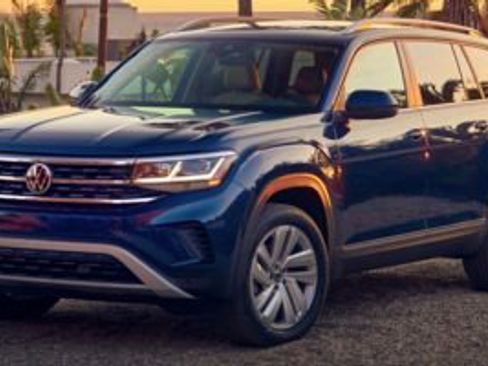 Certified 2021 Volkswagen Atlas SE image 1