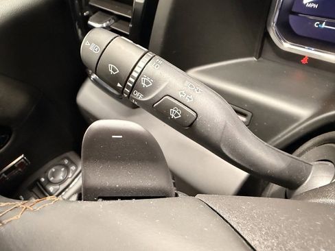 Used 2025 GMC Sierra 1500 AT4 w/ AT4 Premium Package image 36