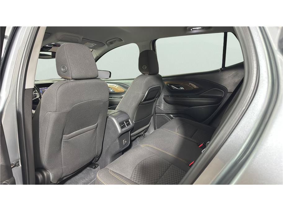 Used 2020 GMC Terrain SLE FWD image 13