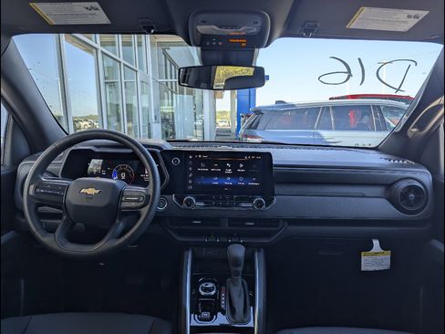 New 2026 Chevrolet Colorado W/T AWD/4WD image 18