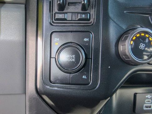 Used 2026 Ford F250 XLT AWD/4WD image 27