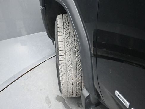 Used 2024 GMC Sierra 2500 Denali w/ Technology Package image 5