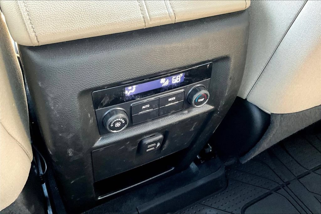 Used 2023 Chevrolet Traverse LS w/ Safety Package AWD/4WD image 10
