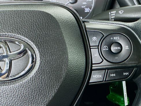 Used 2023 Toyota Corolla LE image 14