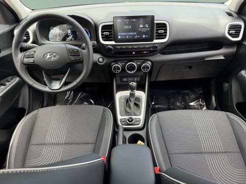 New 2026 Hyundai Venue SEL FWD image 12