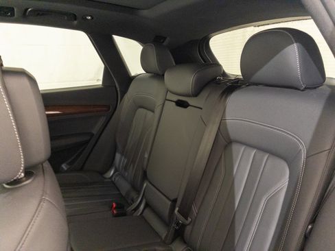 Used 2023 Audi Q5 2.0T Premium Plus image 13