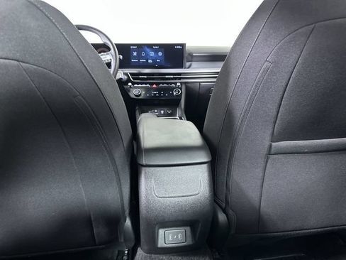 Used 2025 Hyundai Sonata SEL FWD image 22