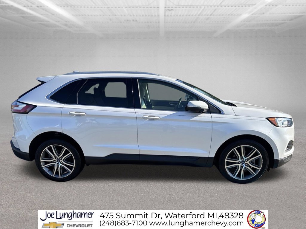 Used 2019 Ford Edge Titanium FWD image 2